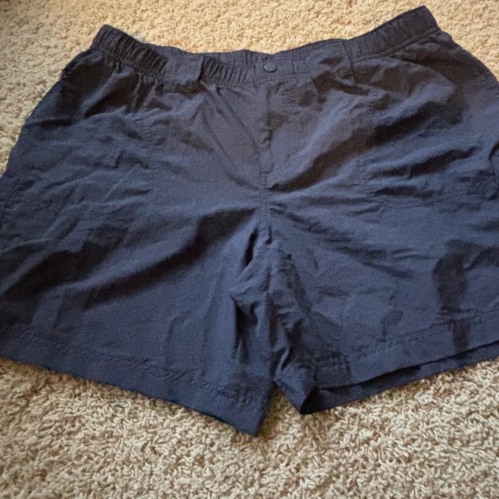 Columbia Women's Athletic Shorts - Dark Blue